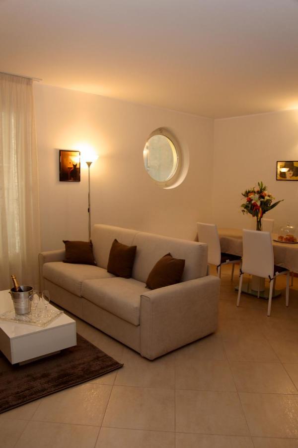 Dimoraviapiadue Apartamento Savona Exterior foto